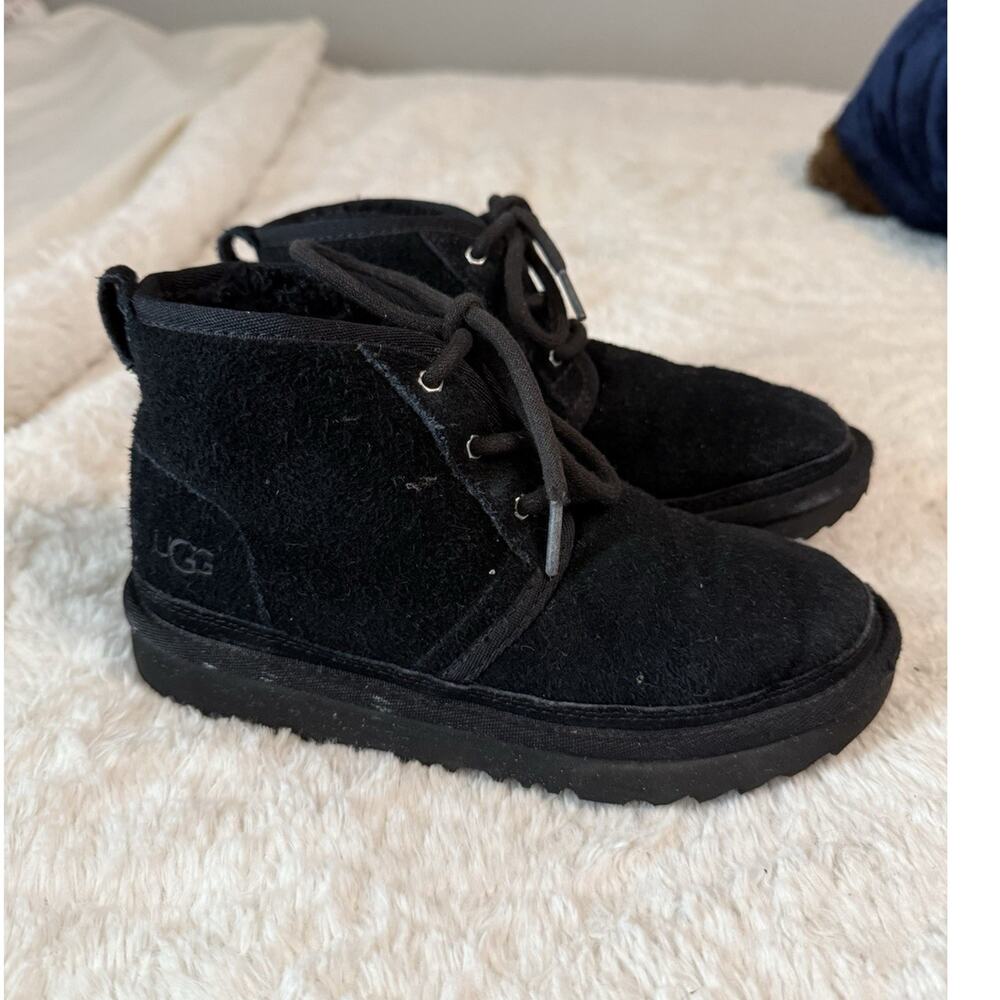 UGG Chukka Black Lace-Up Suede Ankle Boot Unisex Kids US Size 2y